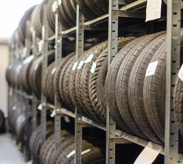 Tyroo im Shop - Reifen Krieg Fintyre - Tyre1 - Reifen - Felgen - Grosshandel